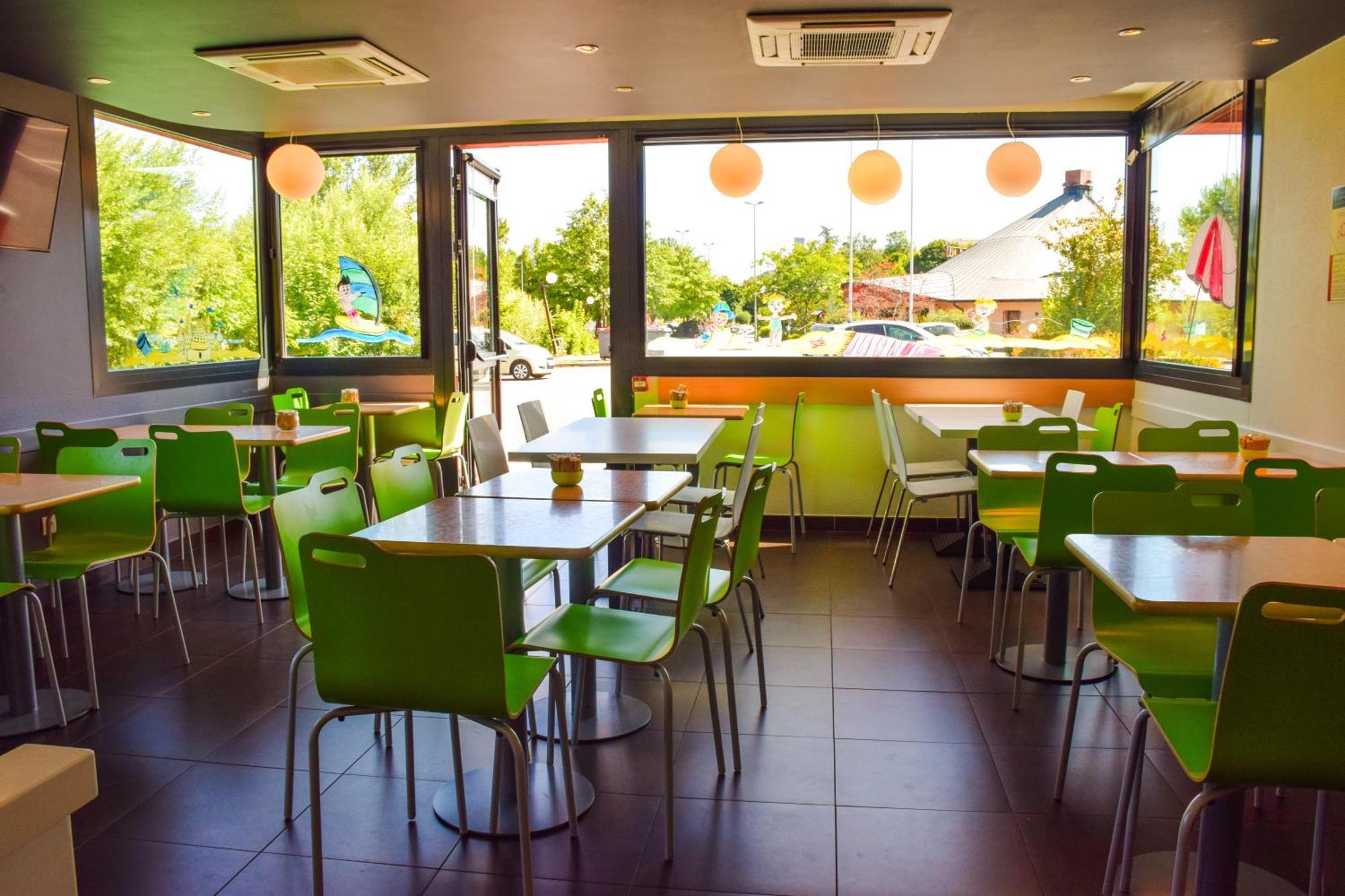 Ibis Budget Rodez Exteriör bild